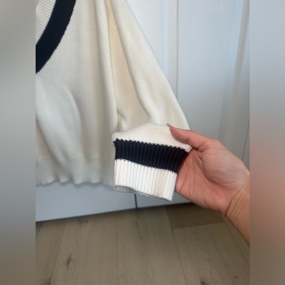 Knit Sweater (cream and dark navy) - Picture 2 of 6